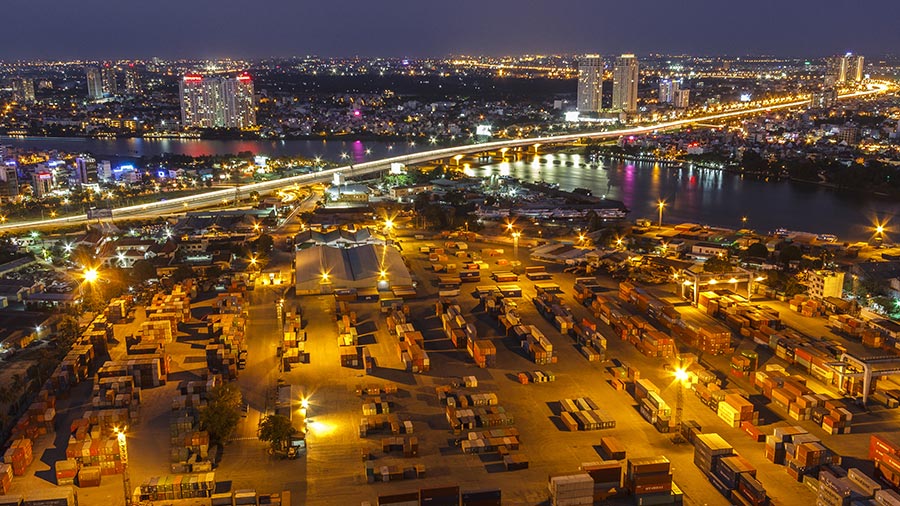 进口商和出口商的越南港口基础设施3个区域枢纽