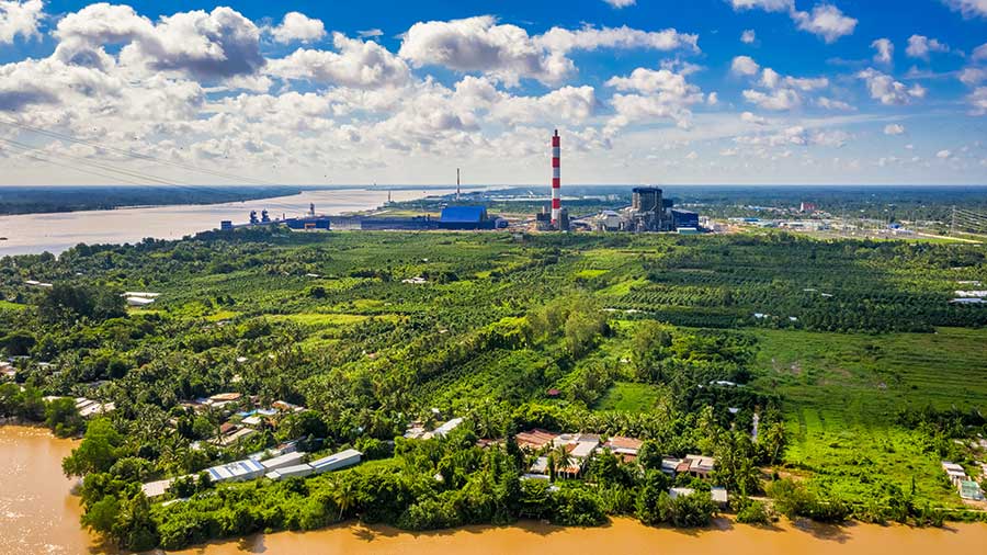 随着党代会的总结，越南的经济增长正轨