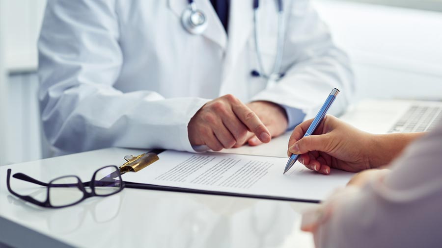 基本工资增加，社会和健康保险上限提高